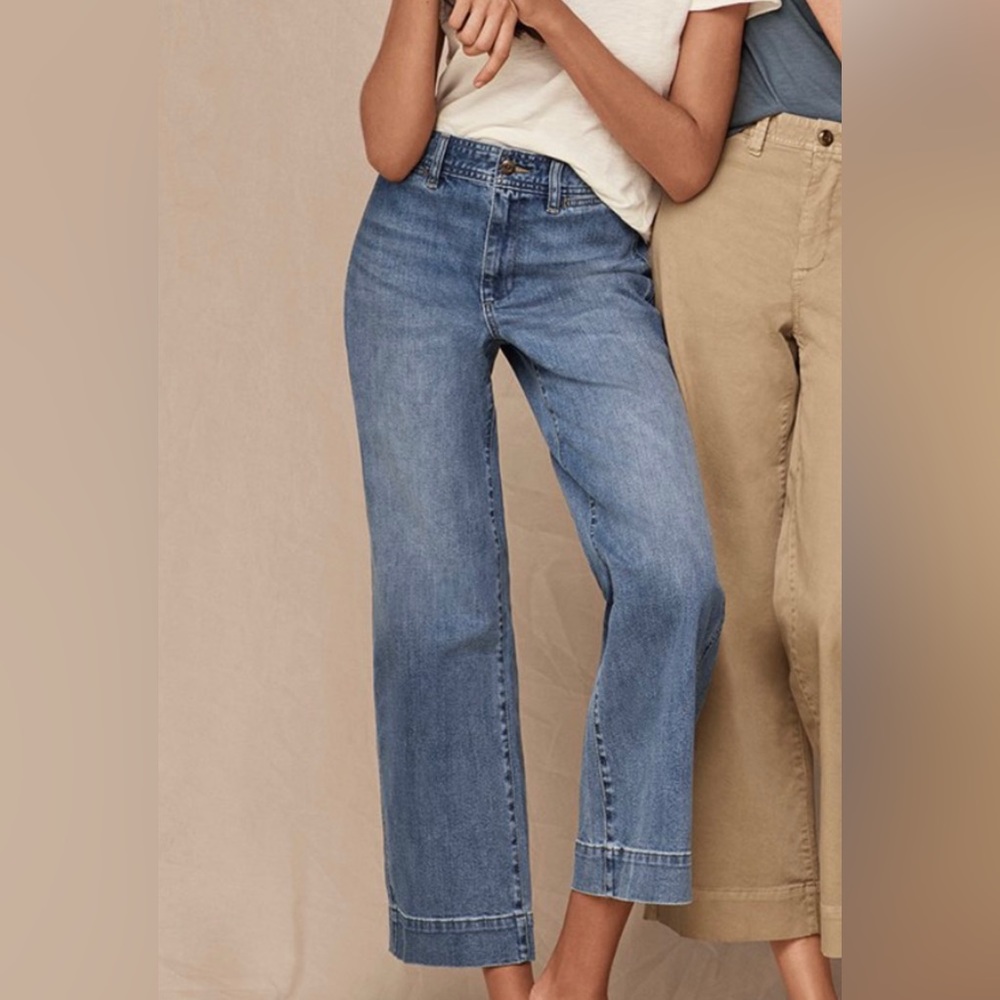 Gap high-rise wide leg crop